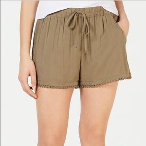 Pom Pom Trimmed Boho-Style Soft Shorts Juniors’